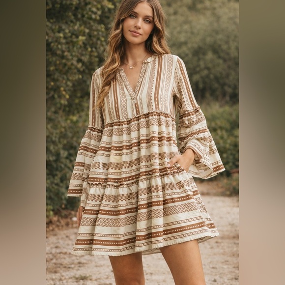 Salty Lemon Dresses & Skirts - Salty Lemon Boho Tiered Mini Dress Bell Sleeve Babydoll Geometric Stripe Small